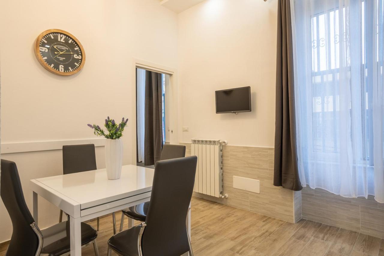 נאפולי Ilioneo Apartments מראה חיצוני תמונה